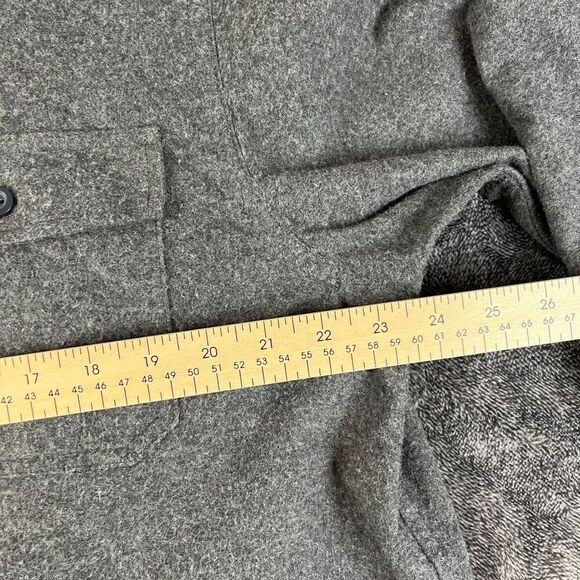 LL Bean Men's Shacket L Regular Gray Long Sleeve Button Up Gorpcore Pockets - Picture 6 of 12